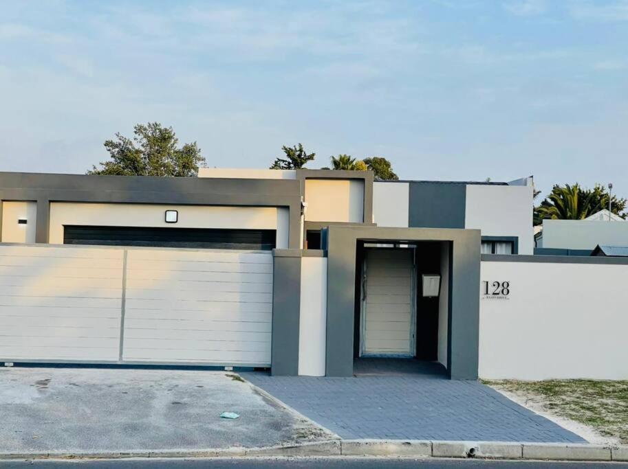 Cozier Glitz Vila Cidade Do Cabo Exterior foto